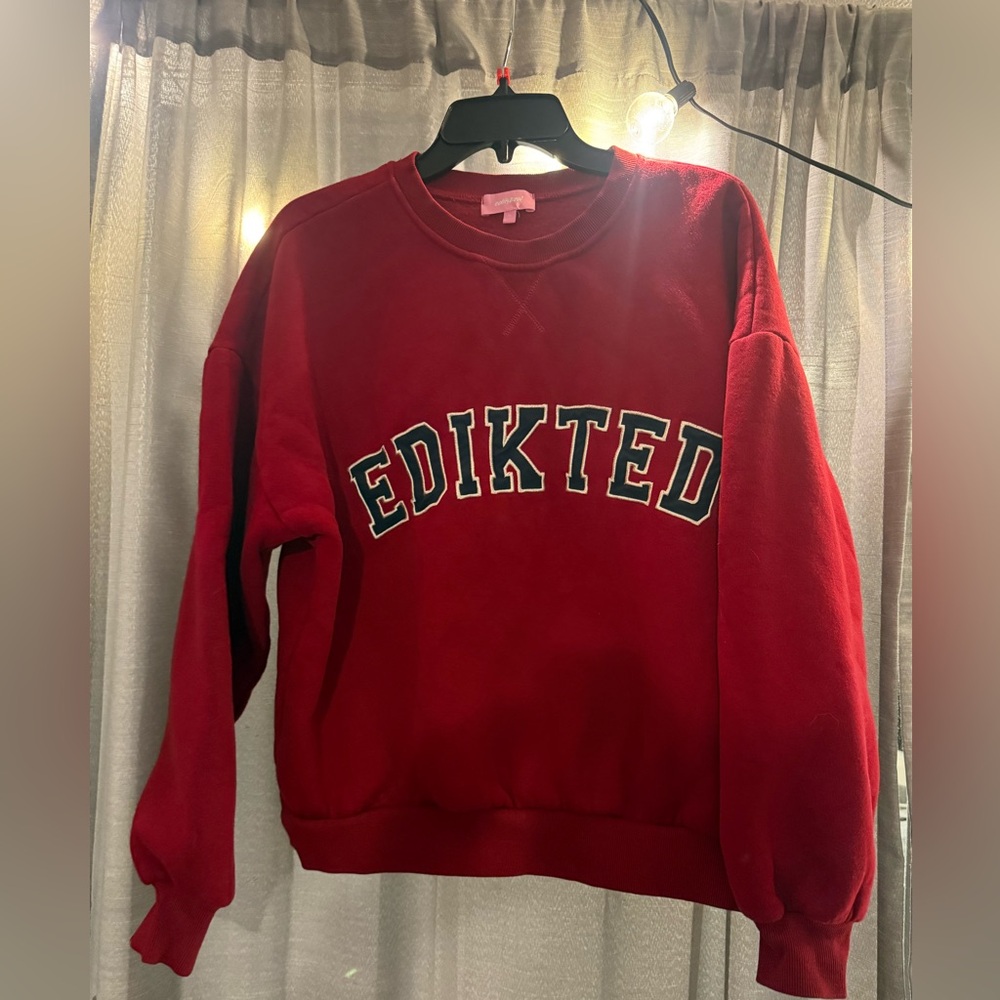 Women’s medium Edikted Red Crewneck Sweatshirt with Block Lettering